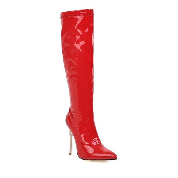 High quality patent leather Boots.